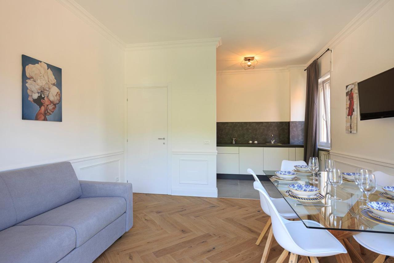Alex Lodge - By Impero House Lesa Bagian luar foto